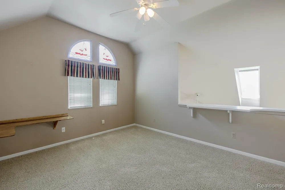1074 Sandpiper Drive Waterford Charter Township, MI 48328
