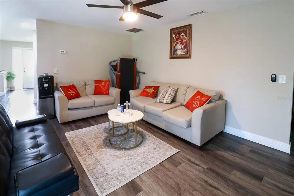1560 GUINEVERE DRIVE Casselberry, FL 32707