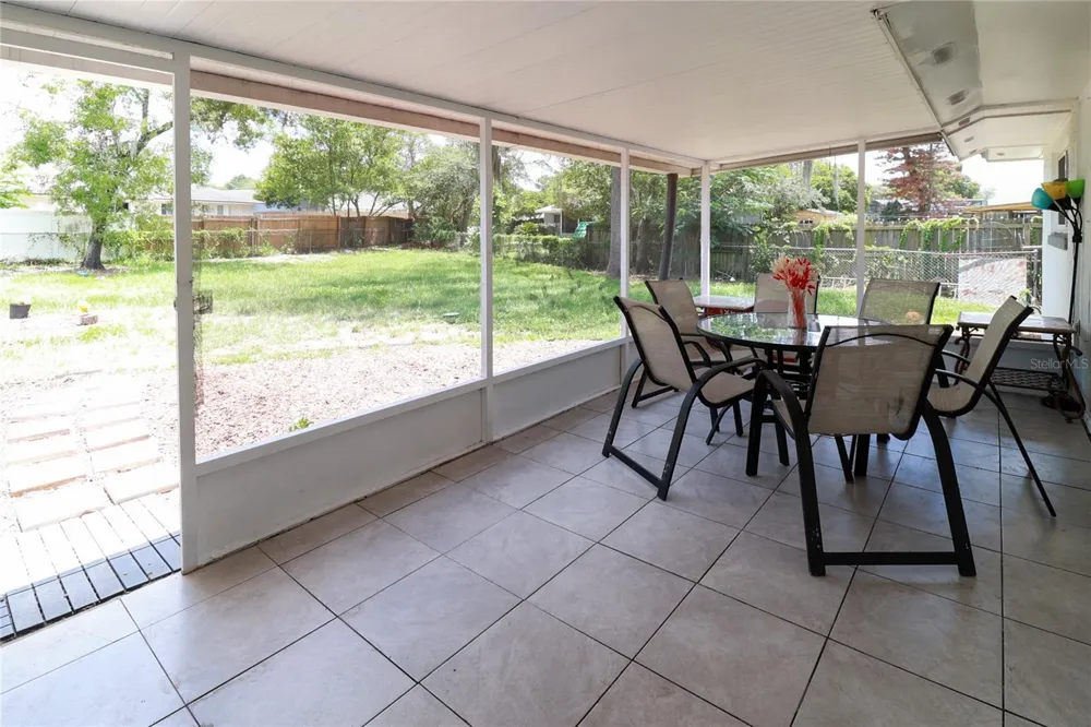 1560 GUINEVERE DRIVE Casselberry, FL 32707