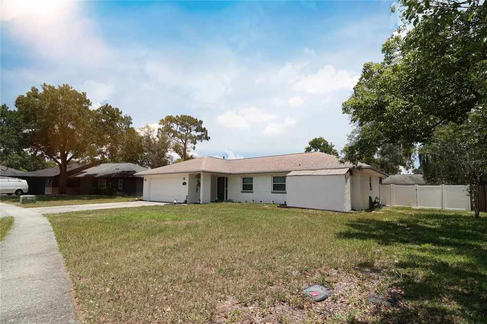 1560 GUINEVERE DRIVE Casselberry, FL 32707