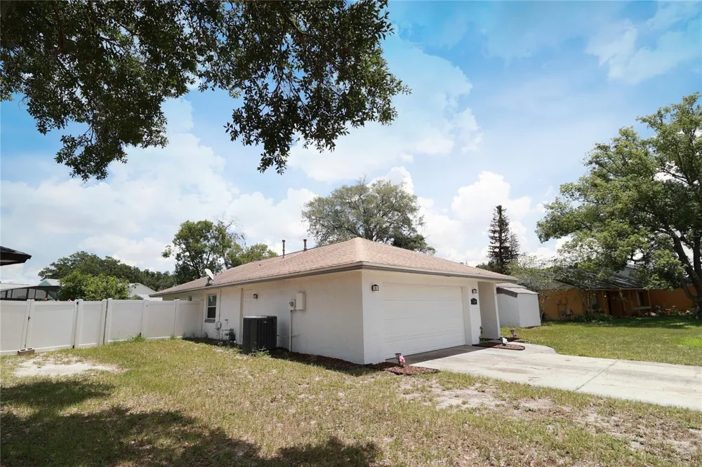 1560 GUINEVERE DRIVE Casselberry, FL 32707