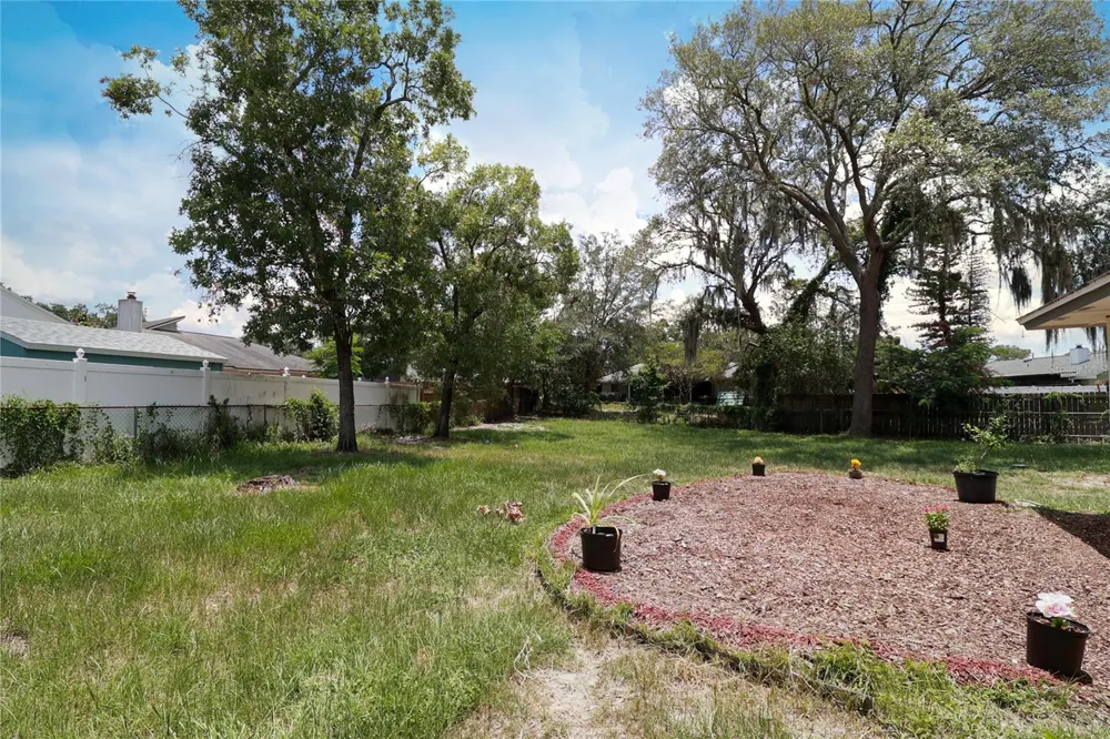 1560 GUINEVERE DRIVE Casselberry, FL 32707