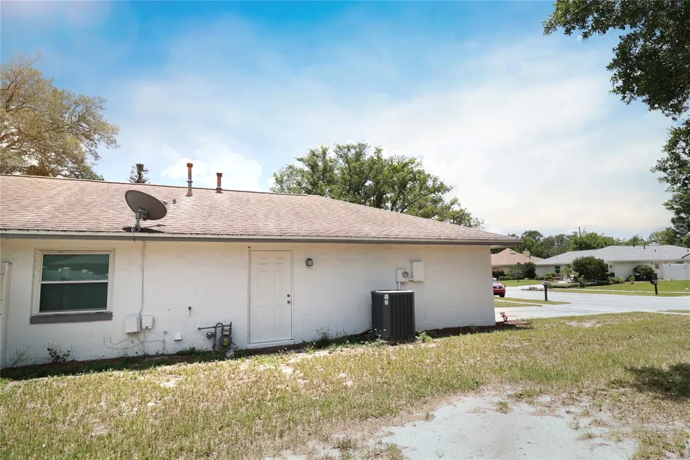 1560 GUINEVERE DRIVE Casselberry, FL 32707