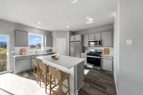 612 Goldenrod Trail
