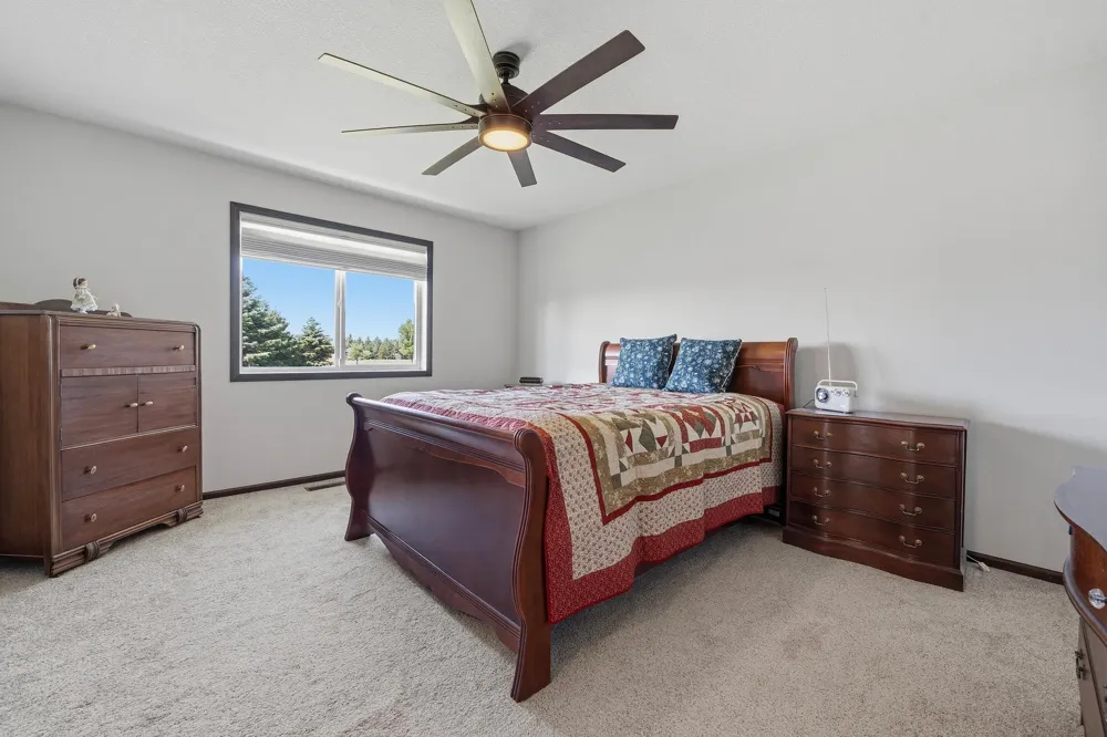 814 Curt Felt Drive Alexandria, MN 56308