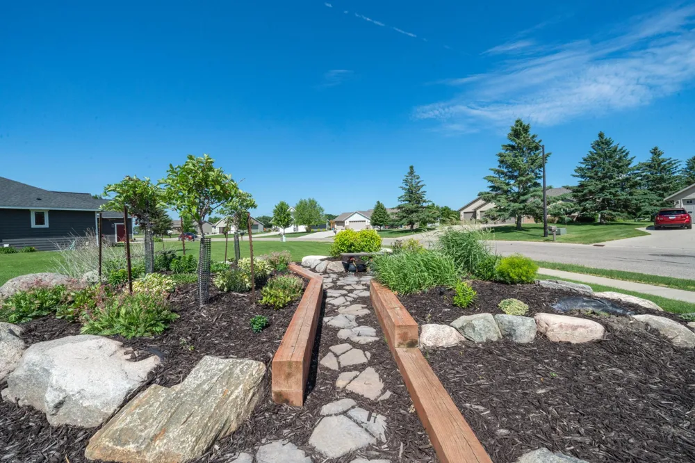 814 Curt Felt Drive Alexandria, MN 56308