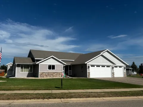 814 Curt Felt Drive