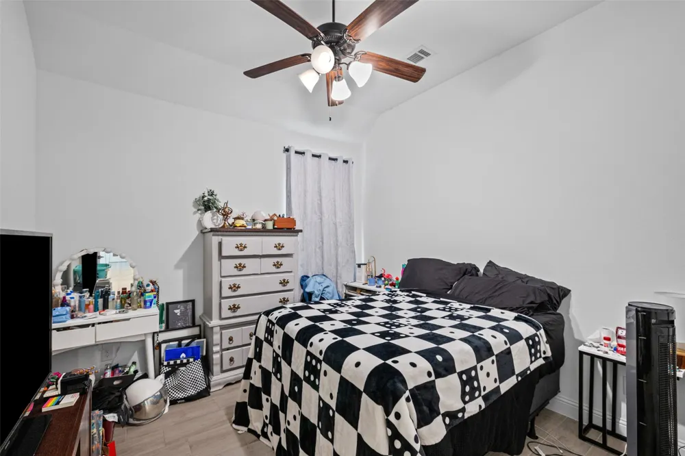 1068 Wildwood Drive Joshua, TX 76058