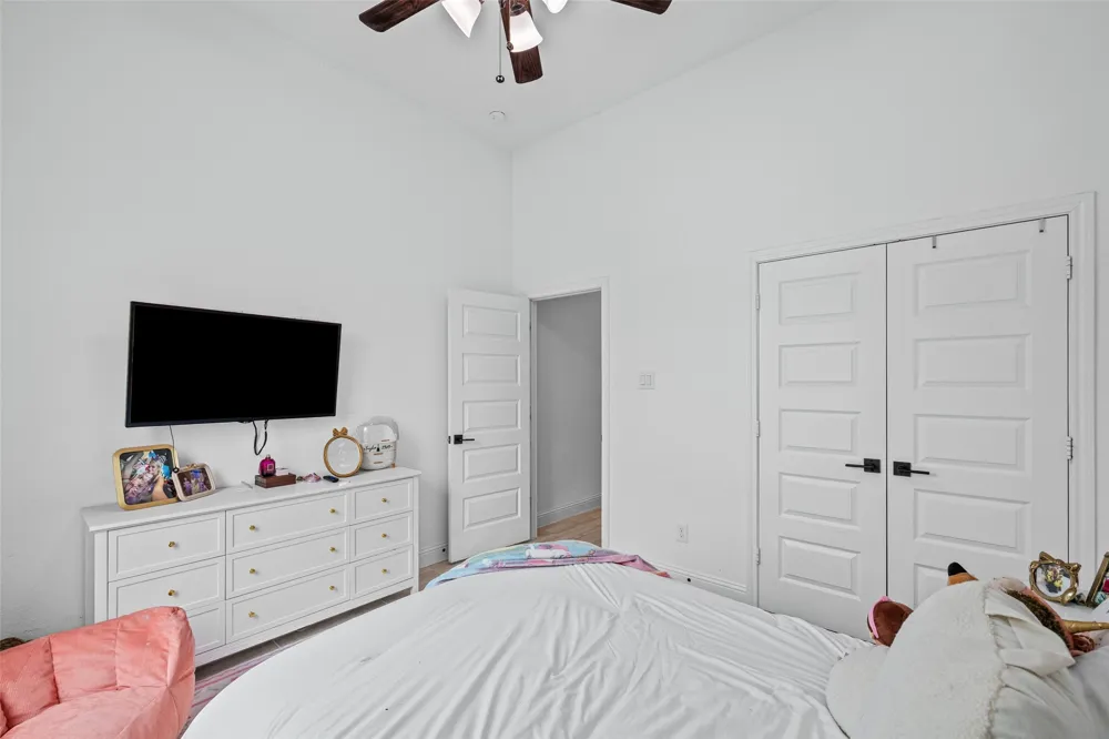 1068 Wildwood Drive Joshua, TX 76058