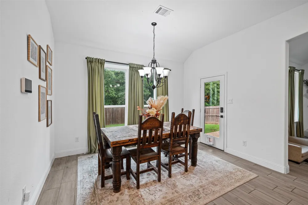 1068 Wildwood Drive Joshua, TX 76058