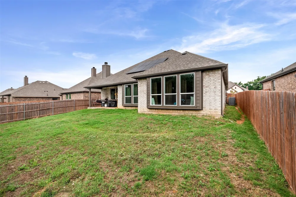 1068 Wildwood Drive Joshua, TX 76058