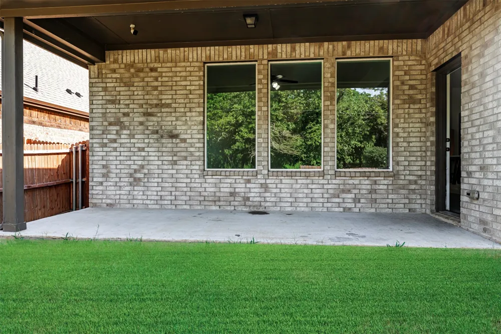 1068 Wildwood Drive Joshua, TX 76058