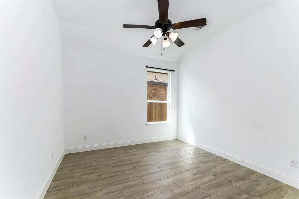 1068 Wildwood Drive Joshua, TX 76058
