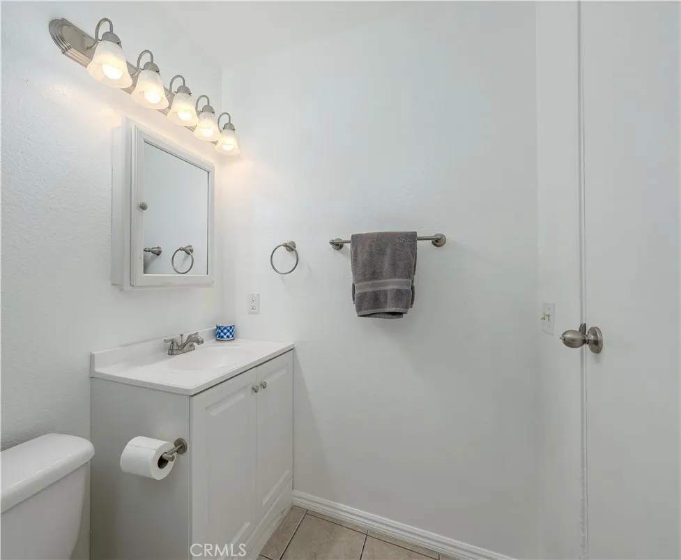 1009 S Mantle #138B Santa Ana, CA 92705