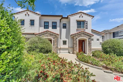 413 California Street #A