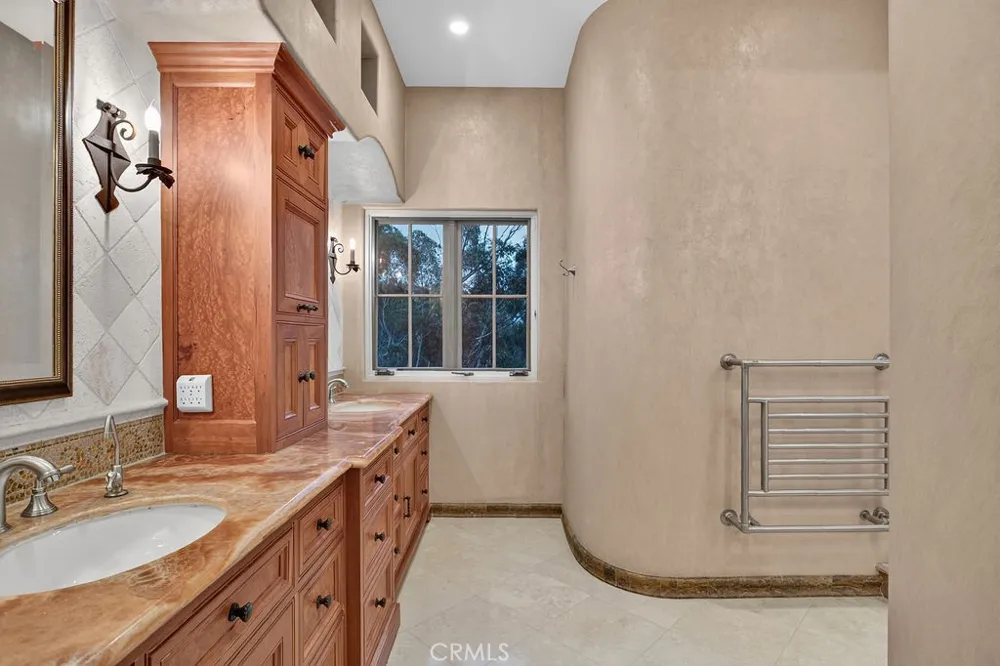 7206 Aviara Drive Carlsbad, CA 92011