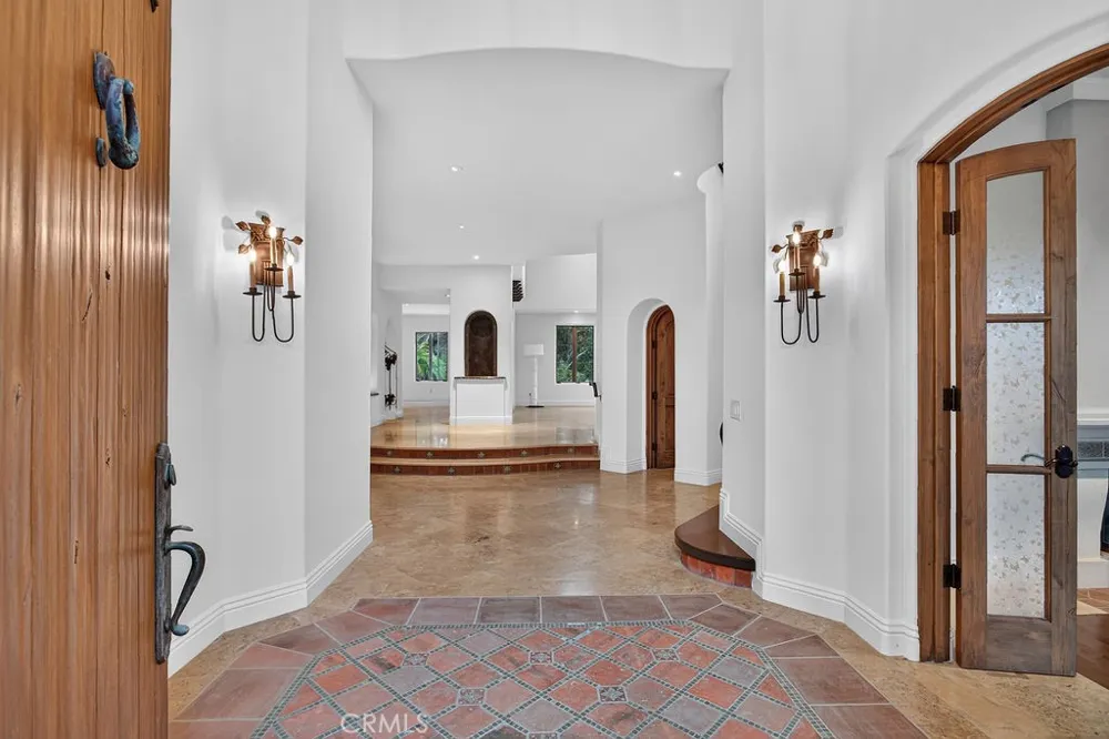 7206 Aviara Drive Carlsbad, CA 92011