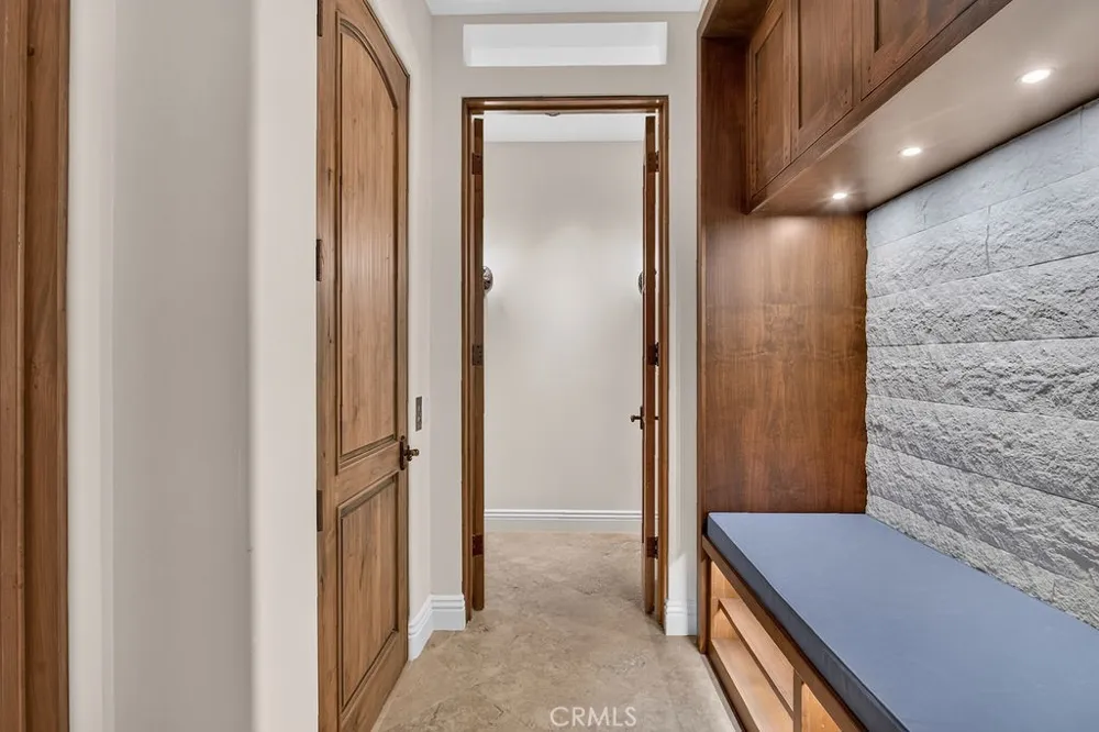 7206 Aviara Drive Carlsbad, CA 92011