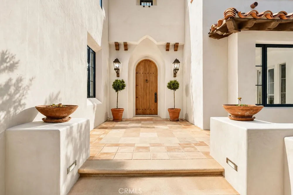 7206 Aviara Drive Carlsbad, CA 92011