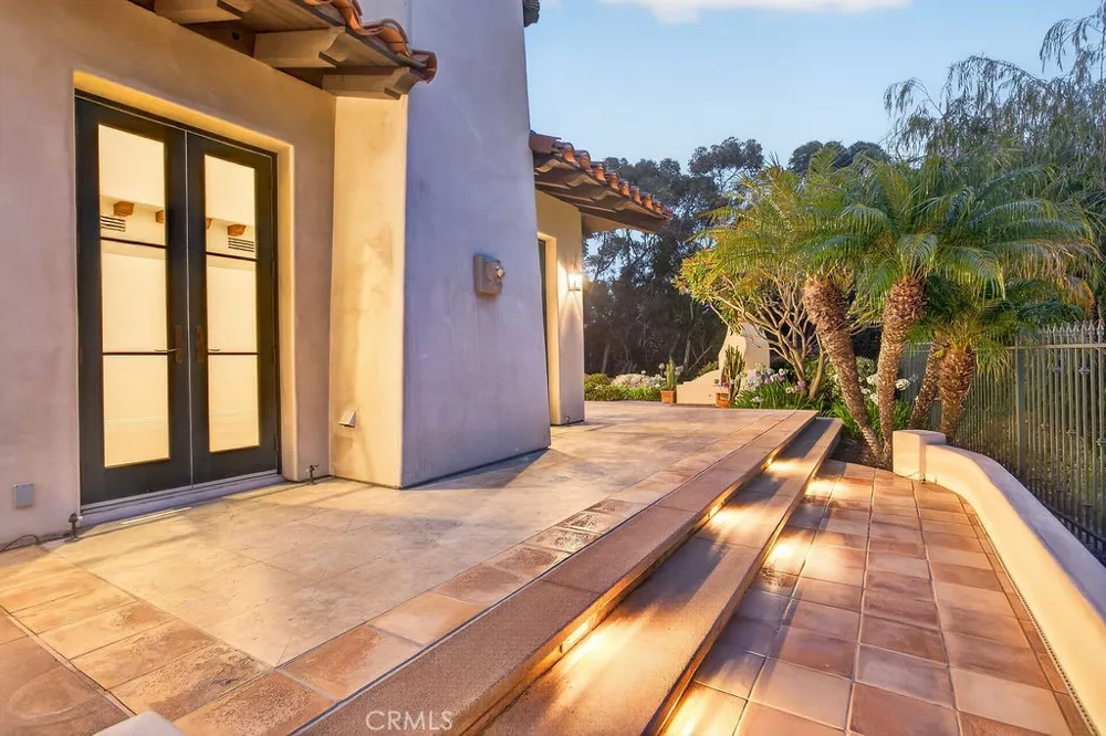 7206 Aviara Drive Carlsbad, CA 92011