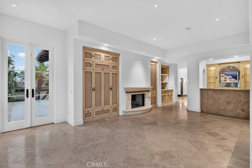 7206 Aviara Drive Carlsbad, CA 92011