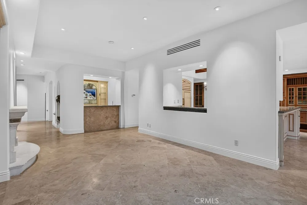 7206 Aviara Drive Carlsbad, CA 92011