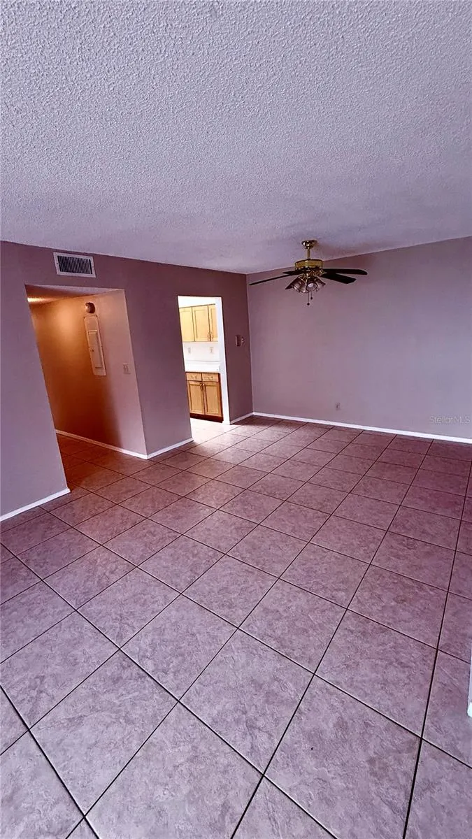 6519 W NEWBERRY ROAD #912 Gainesville, FL 32605