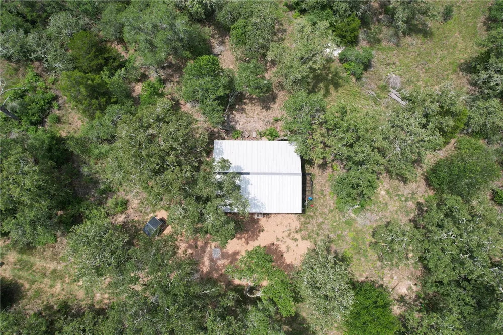 479 Private 1581 Drive Hallettsville, TX 77964