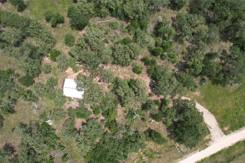 479 Private 1581 Drive Hallettsville, TX 77964
