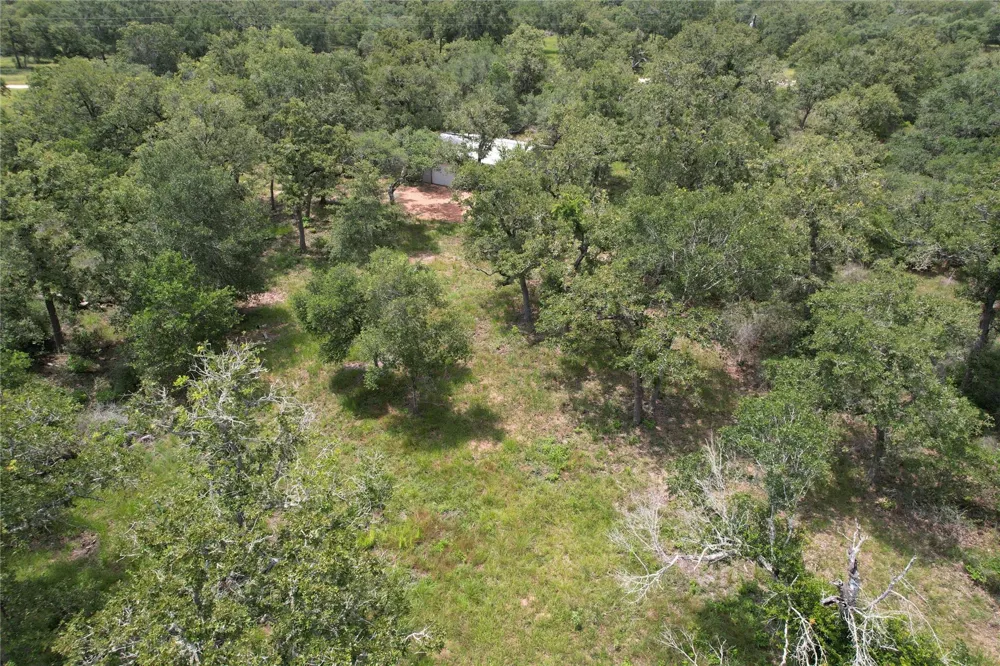 479 Private 1581 Drive Hallettsville, TX 77964