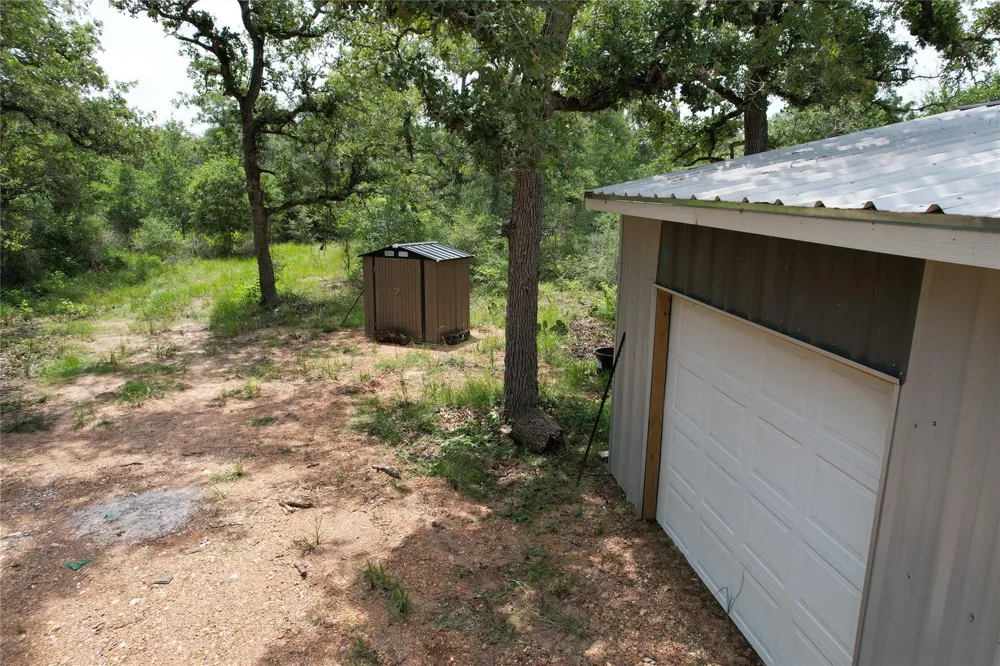 479 Private 1581 Drive Hallettsville, TX 77964