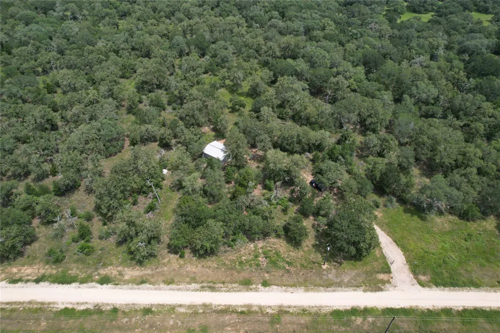 479 Private 1581 Drive Hallettsville, TX 77964