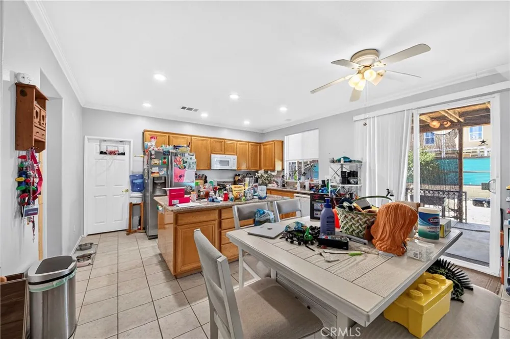 13267 Silver Oak Hesperia, CA 92344