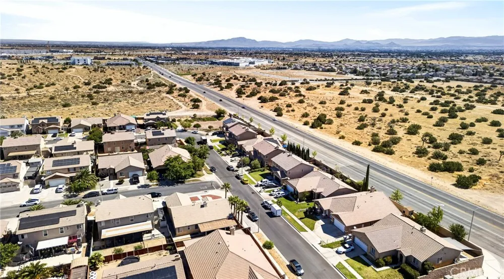 13267 Silver Oak Hesperia, CA 92344