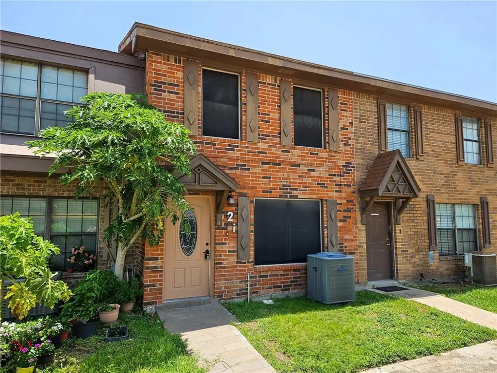 2201 S Jackson Road #2-I Pharr, TX 78577
