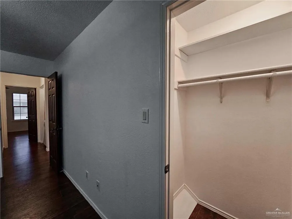 2201 S Jackson Road #2-I Pharr, TX 78577