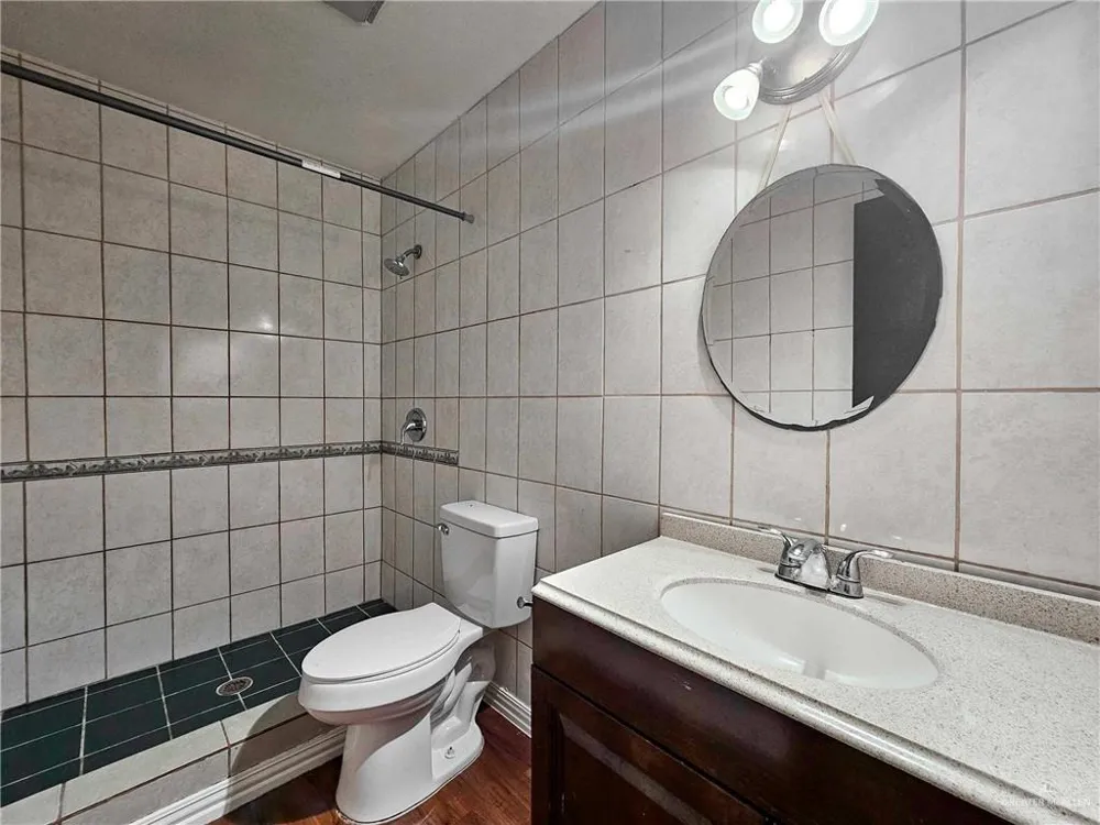 2201 S Jackson Road #2-I Pharr, TX 78577