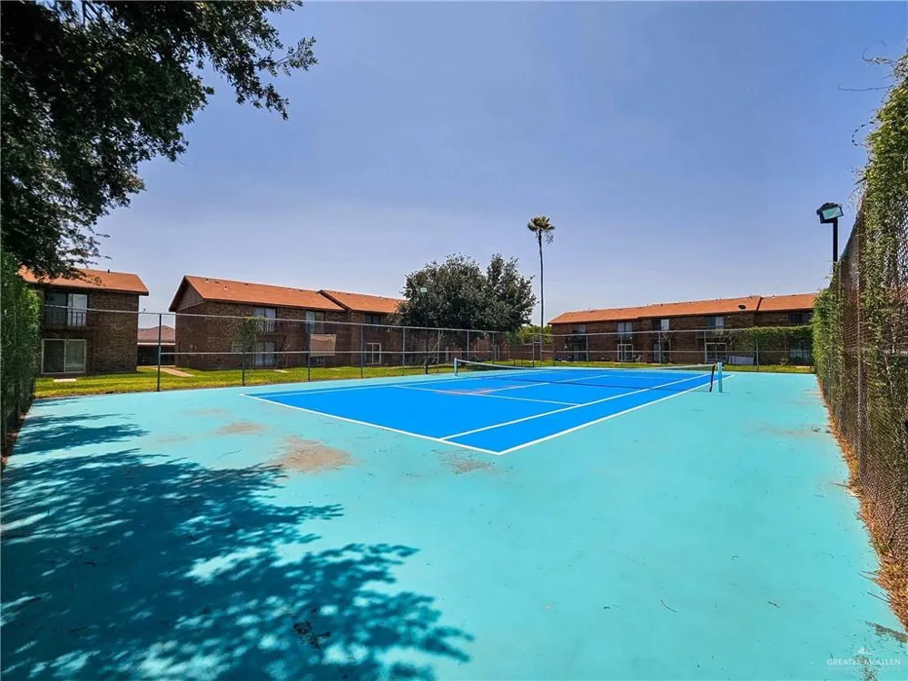 2201 S Jackson Road #2-I Pharr, TX 78577