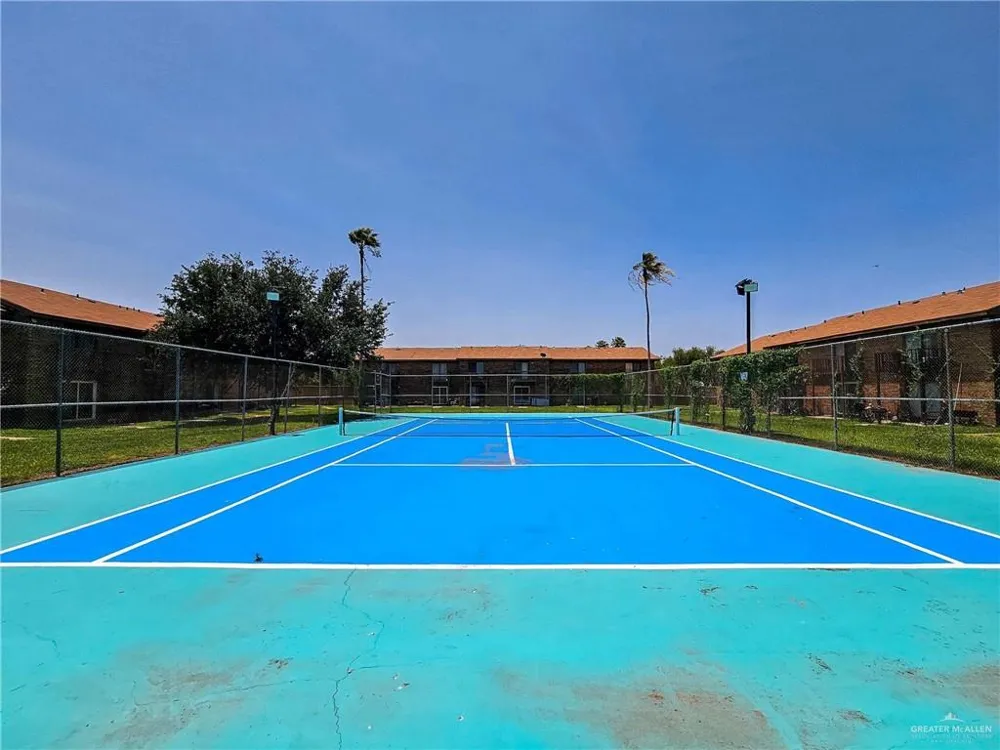 2201 S Jackson Road #2-I Pharr, TX 78577