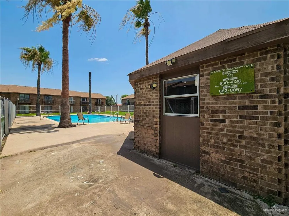 2201 S Jackson Road #2-I Pharr, TX 78577