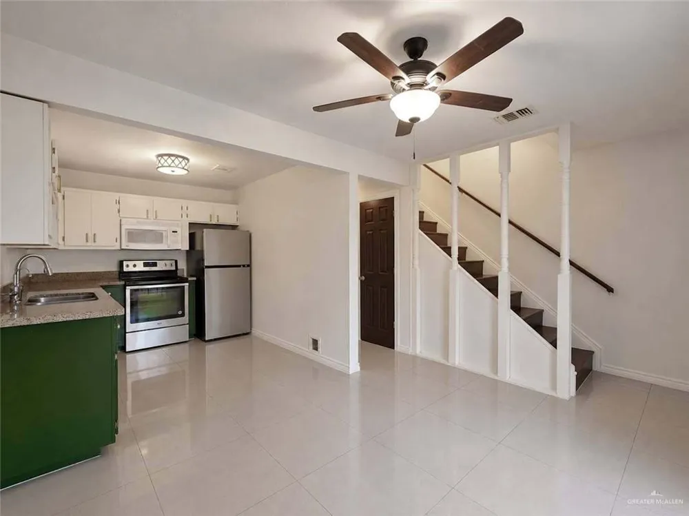 2201 S Jackson Road #2-I Pharr, TX 78577