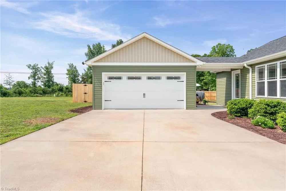 139 Headen Hills Drive Lexington, NC 27292