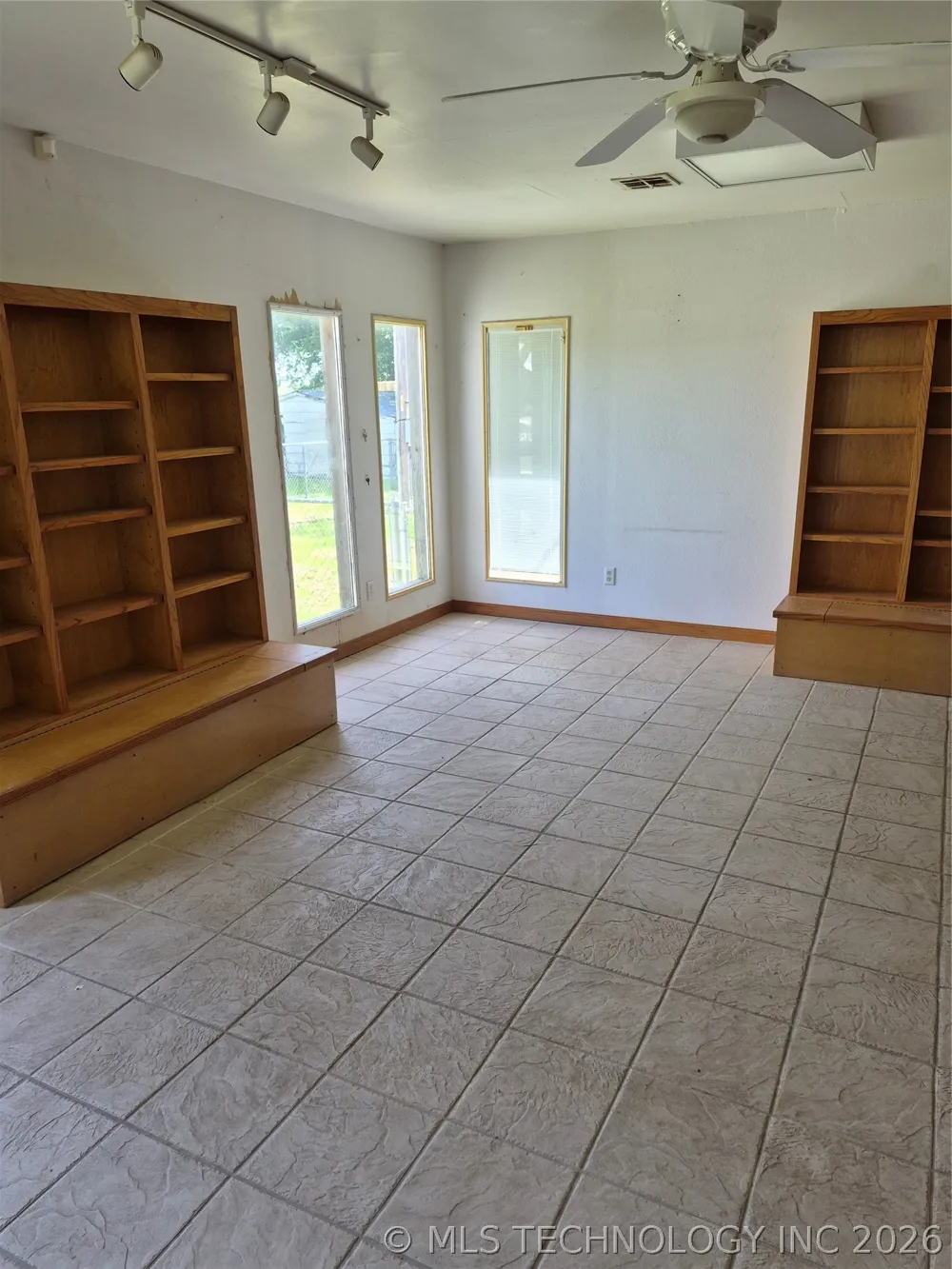 418267 Highway 266 Checotah, OK 74426