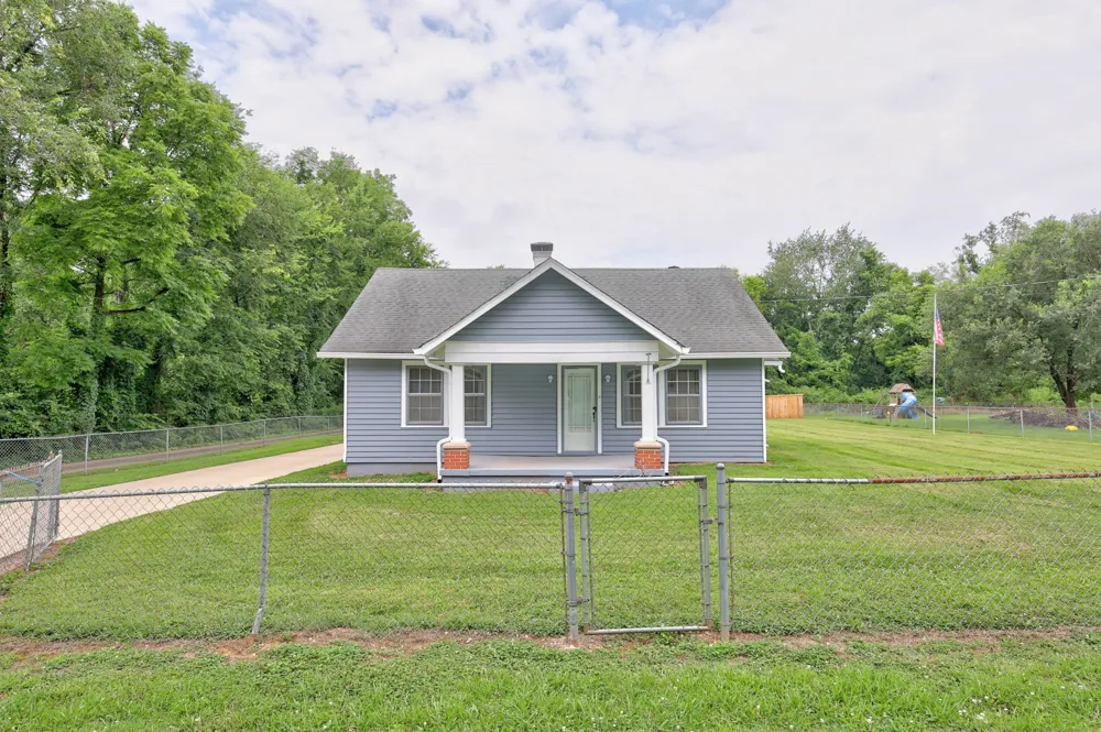 110 Woodcraft Dr Murfreesboro, TN 37127