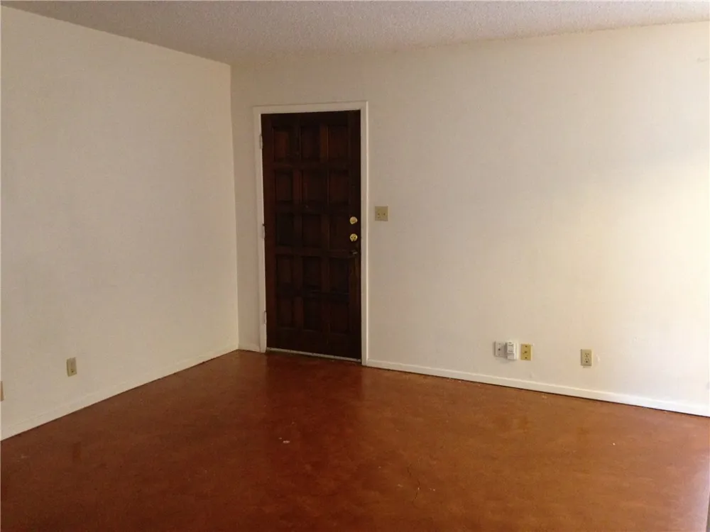 500 E Riverside Drive #211 Austin, TX 78704