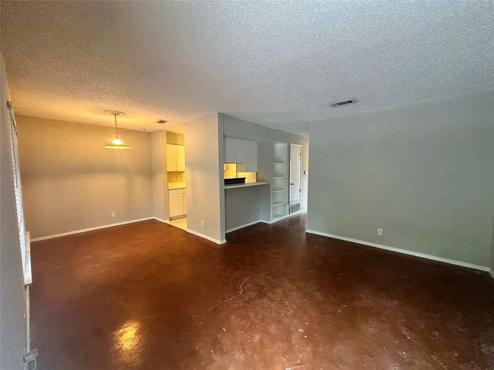 500 E Riverside Drive #211 Austin, TX 78704