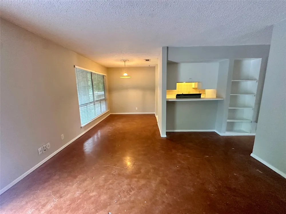 500 E Riverside Drive #211 Austin, TX 78704