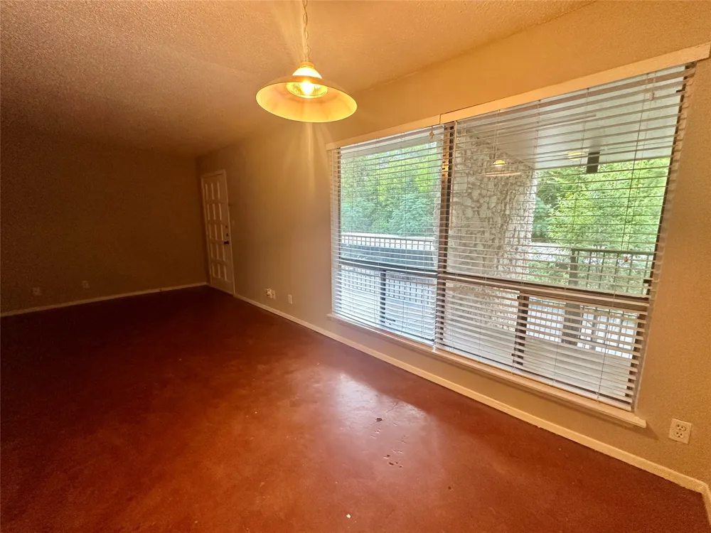 500 E Riverside Drive #211 Austin, TX 78704