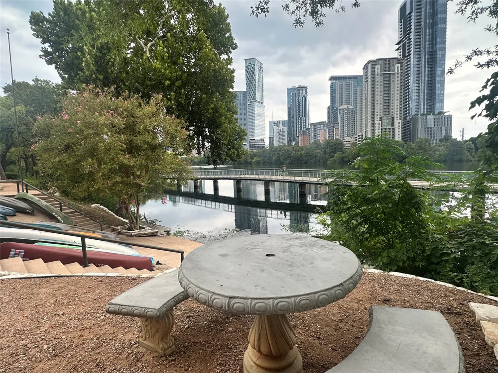 500 E Riverside Drive #211 Austin, TX 78704