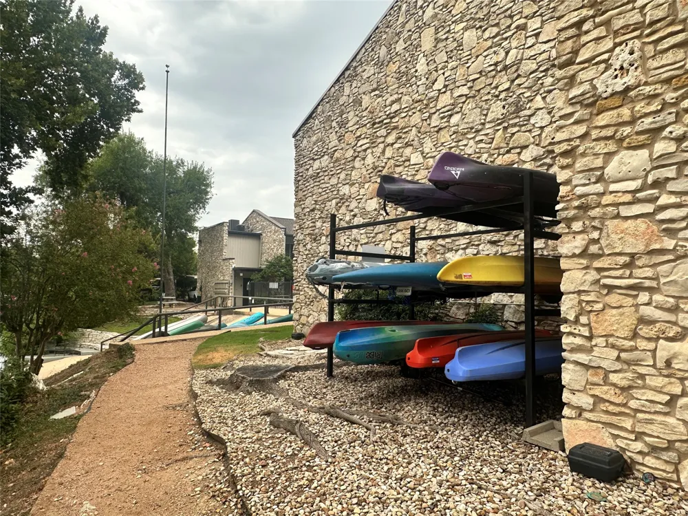 500 E Riverside Drive #211 Austin, TX 78704